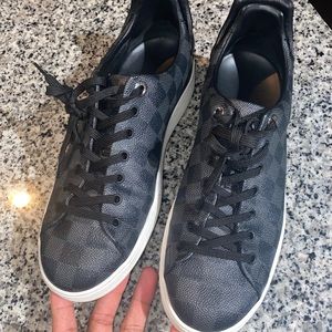 Louis Vuitton shoes size 9